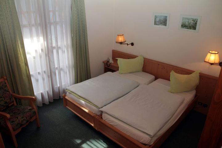 Hotel et Spa du Scharrach Scharrachbergheim-Irmstett Zimmer foto